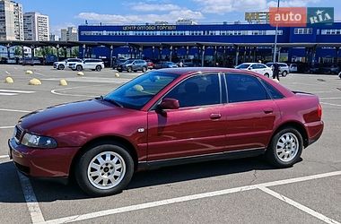 Седан Audi A4 1999 в Києві
