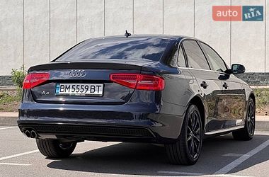 Седан Audi A4 2014 в Києві