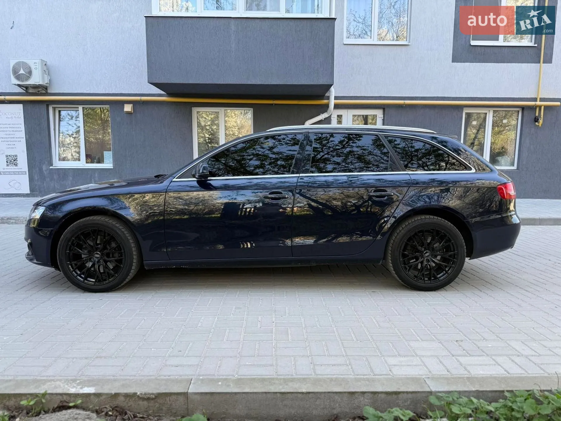 2010 Audi A4 - мініатюра 7