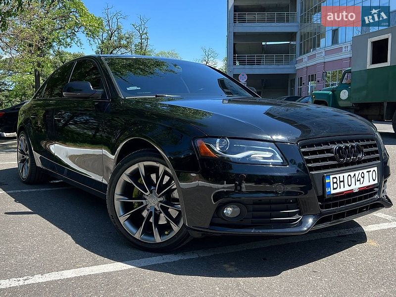 Седан Audi A4 2011 в Одессе