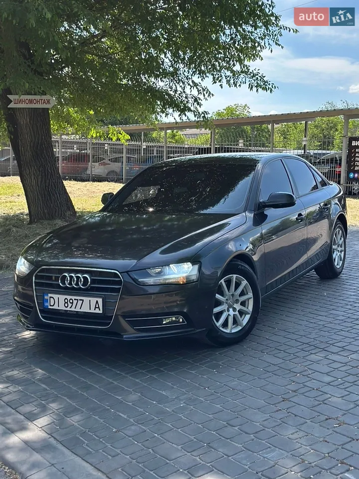 2011 Audi A4 - мініатюра 12