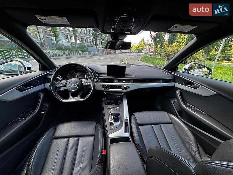 Седан Audi A4 2018 в Києві
