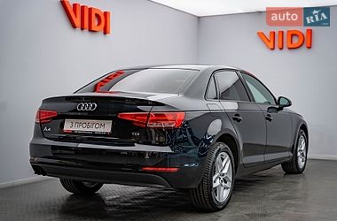 Седан Audi A4 2017 в Києві