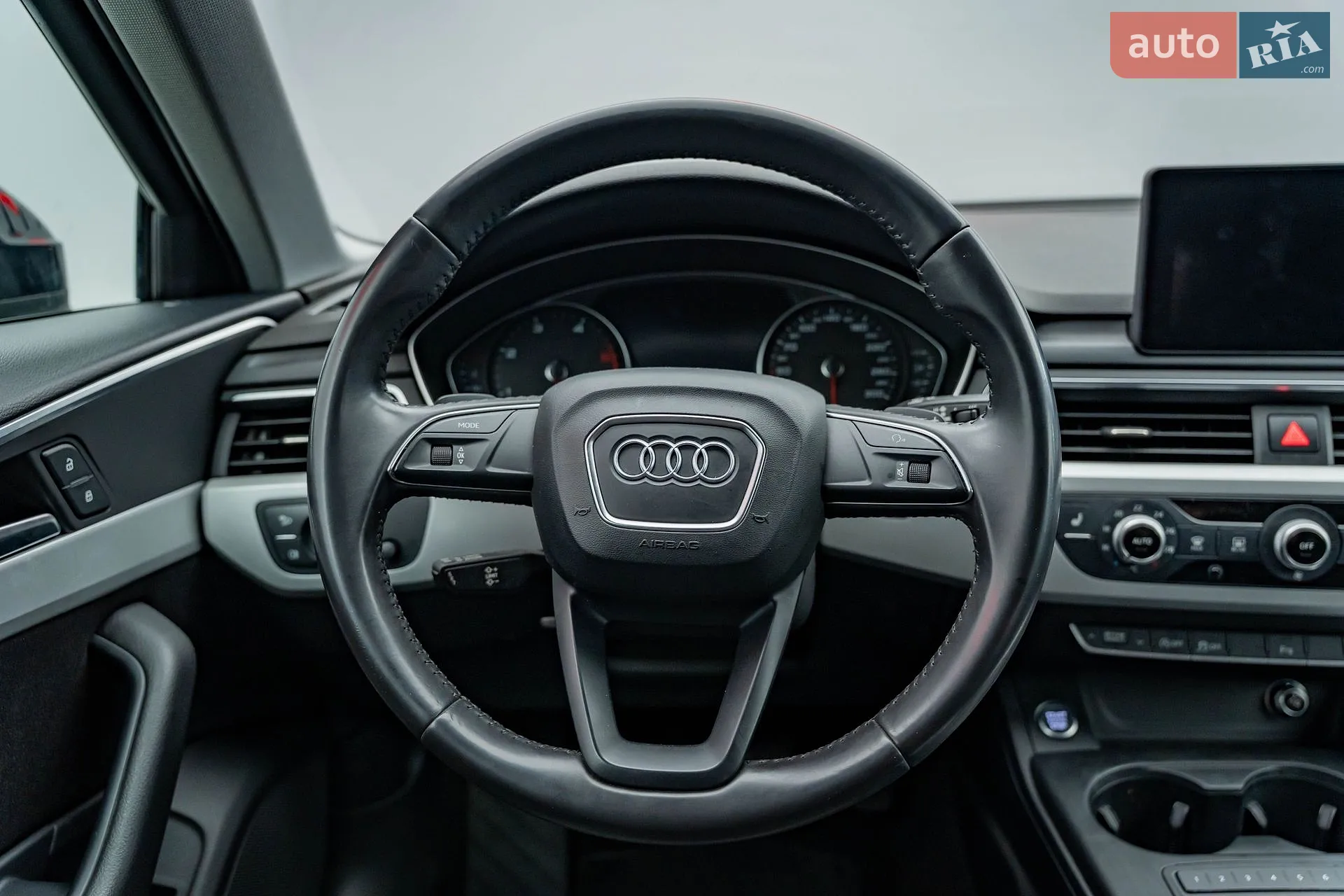 2017 Audi A4 - мініатюра 13