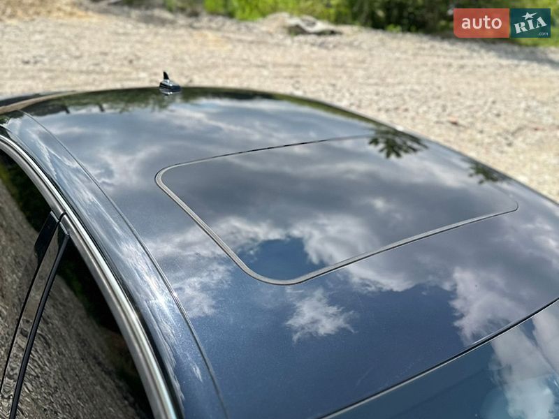 Седан Audi A4 2014 в Львові