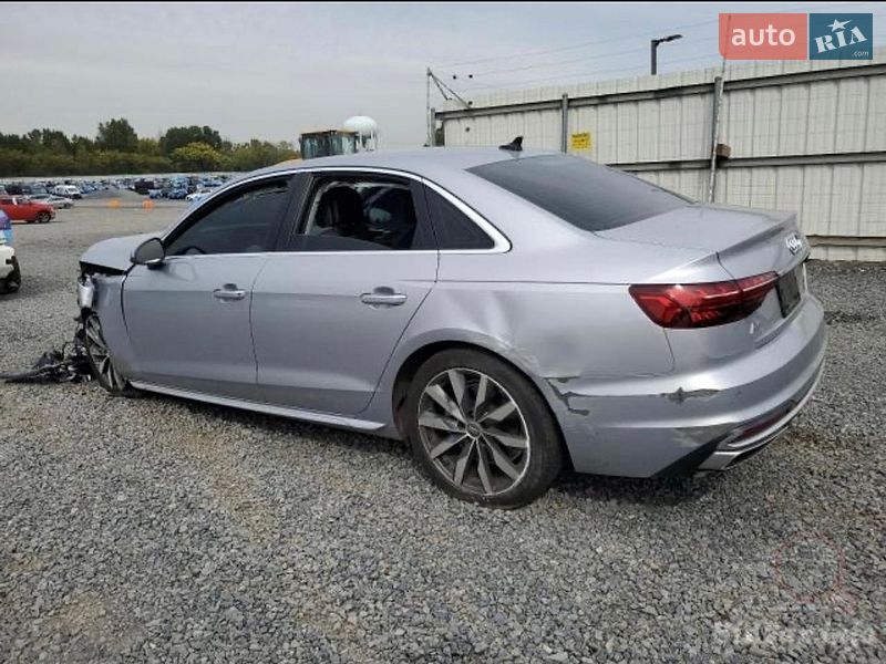 Седан Audi A4 2021 в Львові