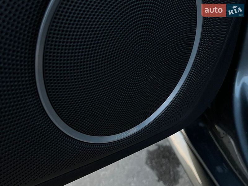 Седан Audi A4 2014 в Чернігові