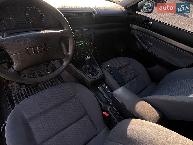 Седан Audi A4 1997 в Харкові