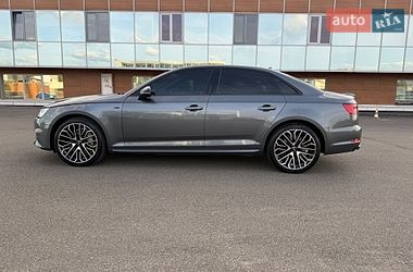 Седан Audi A4 2017 в Киеве
