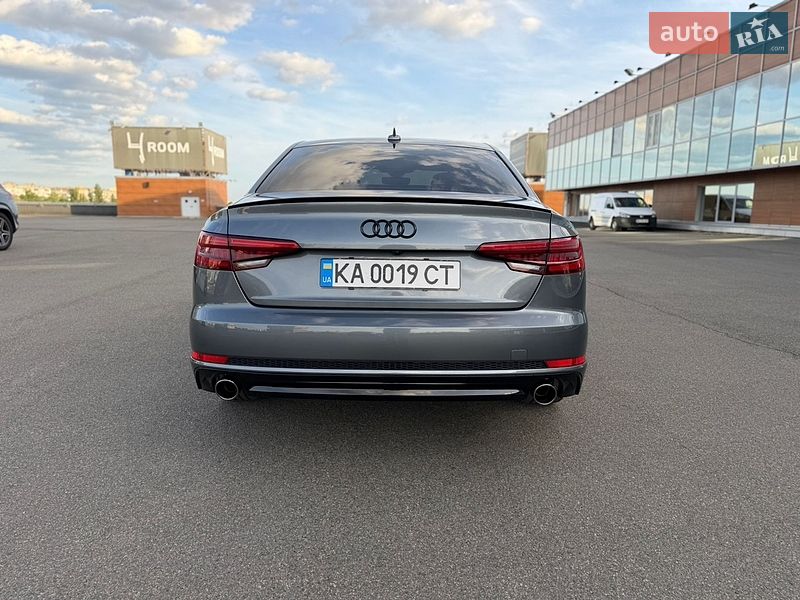 Седан Audi A4 2017 в Киеве