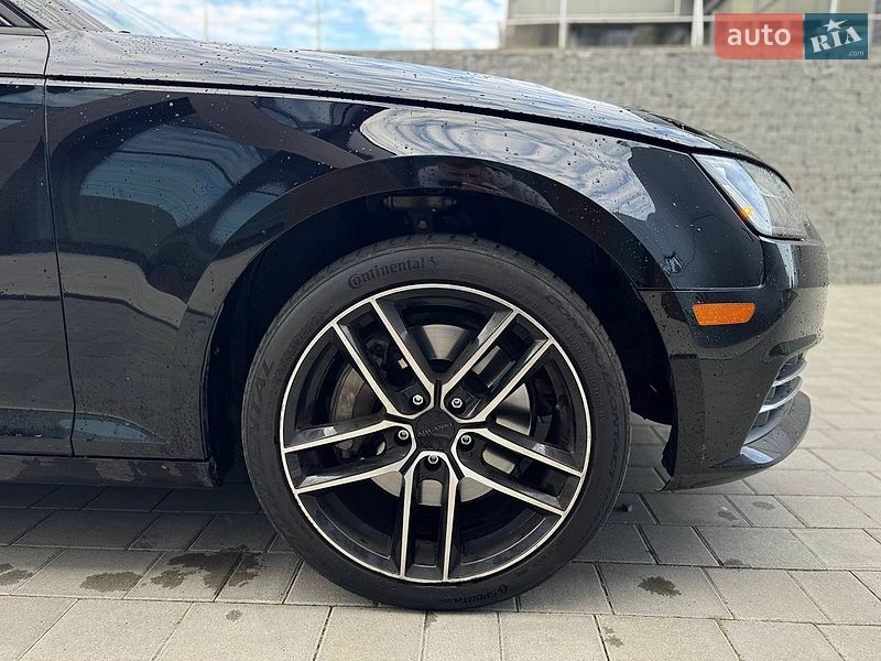 Седан Audi A4 2016 в Луцке