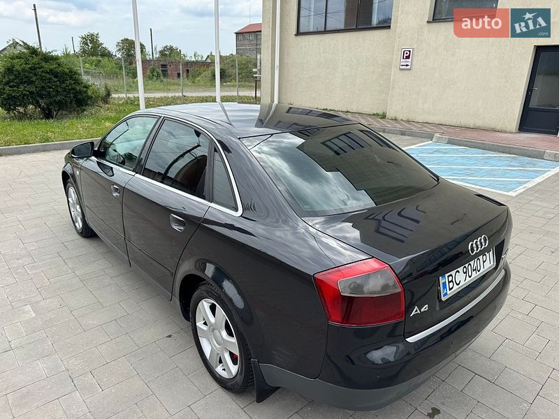 Седан Audi A4 2003 в Стрые