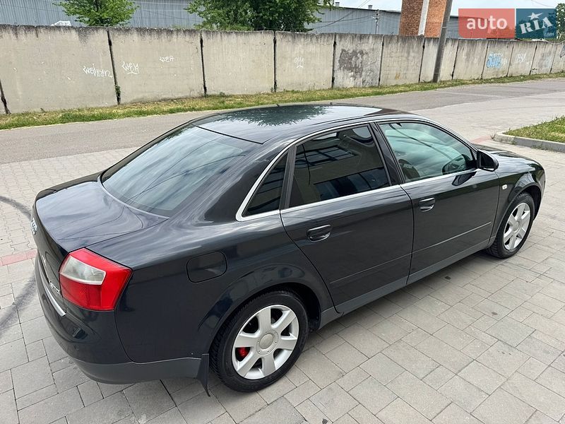 Седан Audi A4 2003 в Стрые