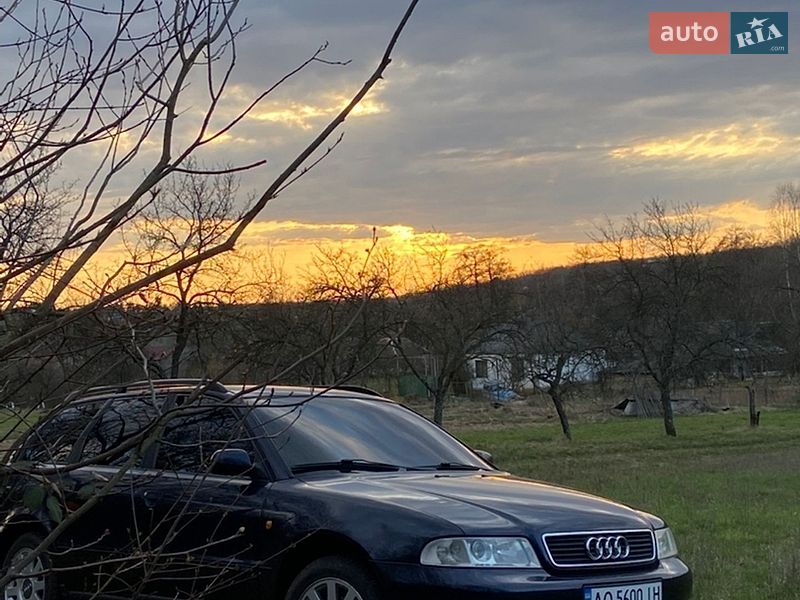 Універсал Audi A4 1999 в Мукачевому