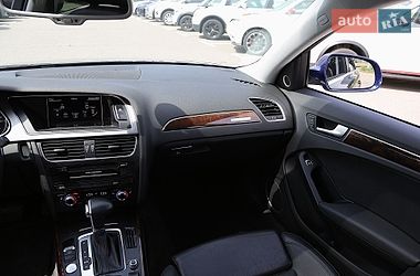 Седан Audi A4 2013 в Киеве