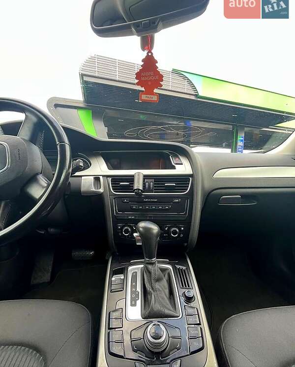 Универсал Audi A4 2008 в Львове