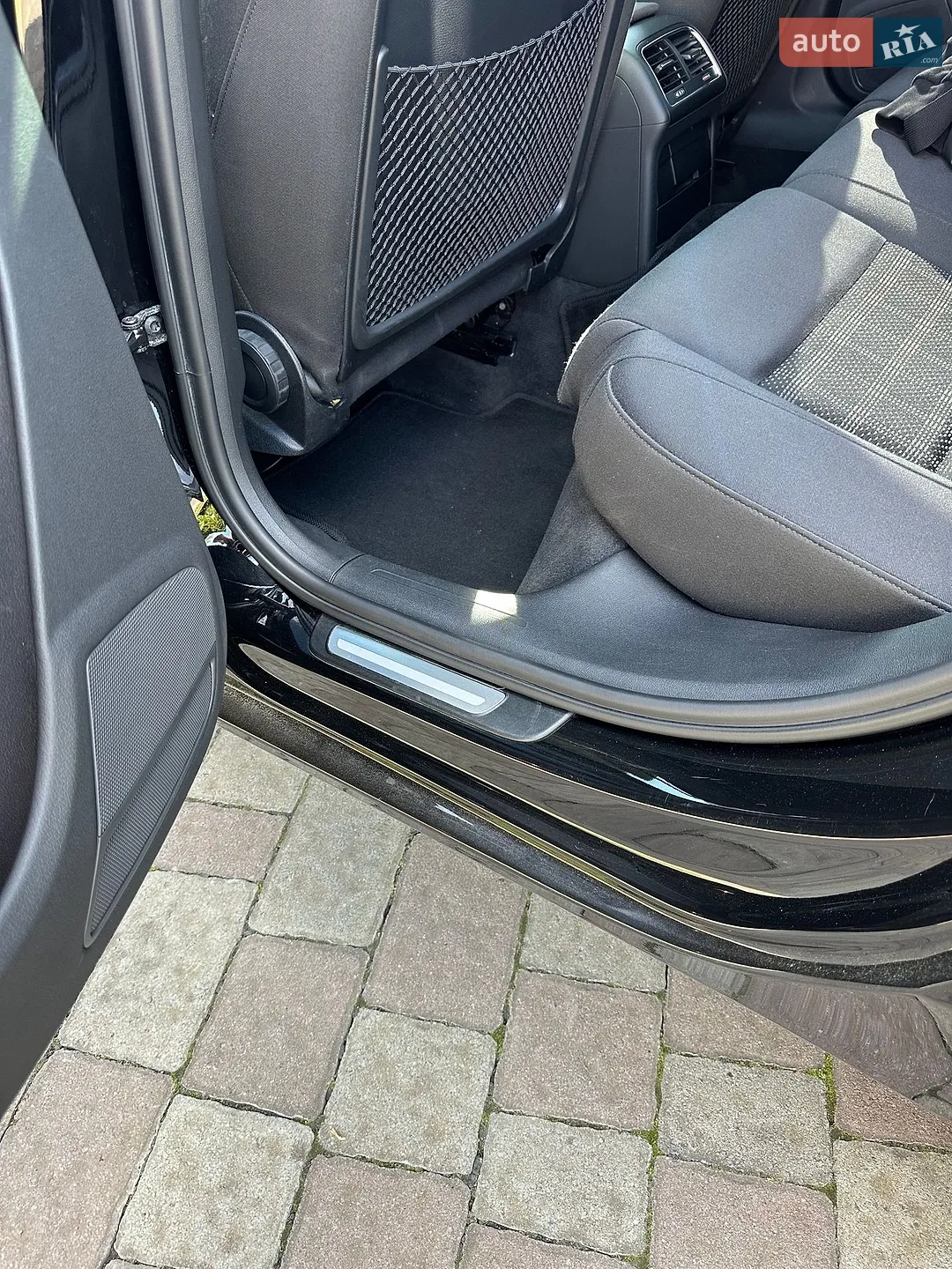 2011 Audi A4 - мініатюра 27