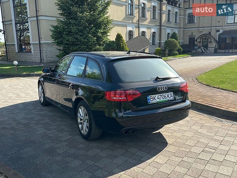 Універсал Audi A4 2011 в Сарнах