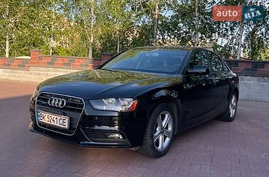 Седан Audi A4 2012 в Рівному