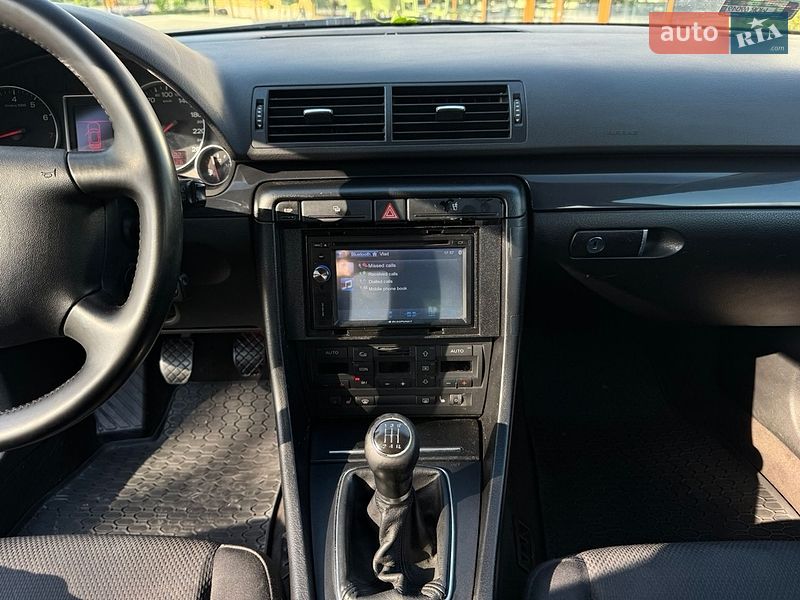 Універсал Audi A4 2002 в Луцьку