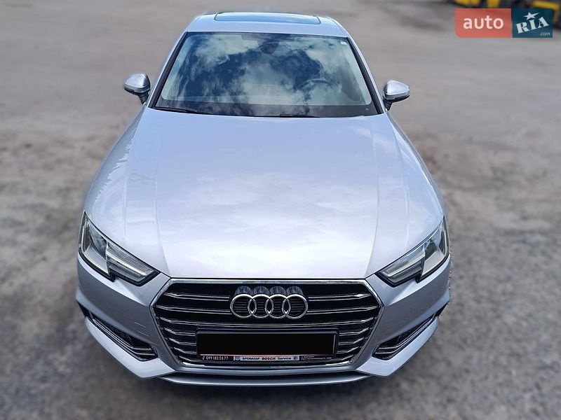 Седан Audi A4 2019 в Киеве