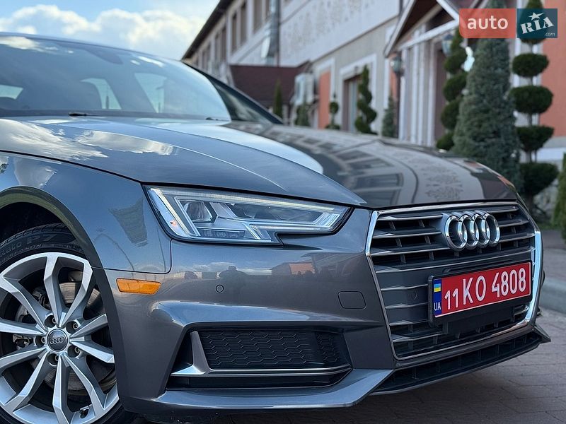 Седан Audi A4 2019 в Киеве