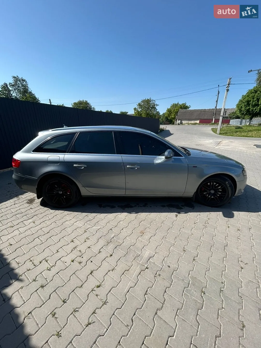 2010 Audi A4 - мініатюра 4