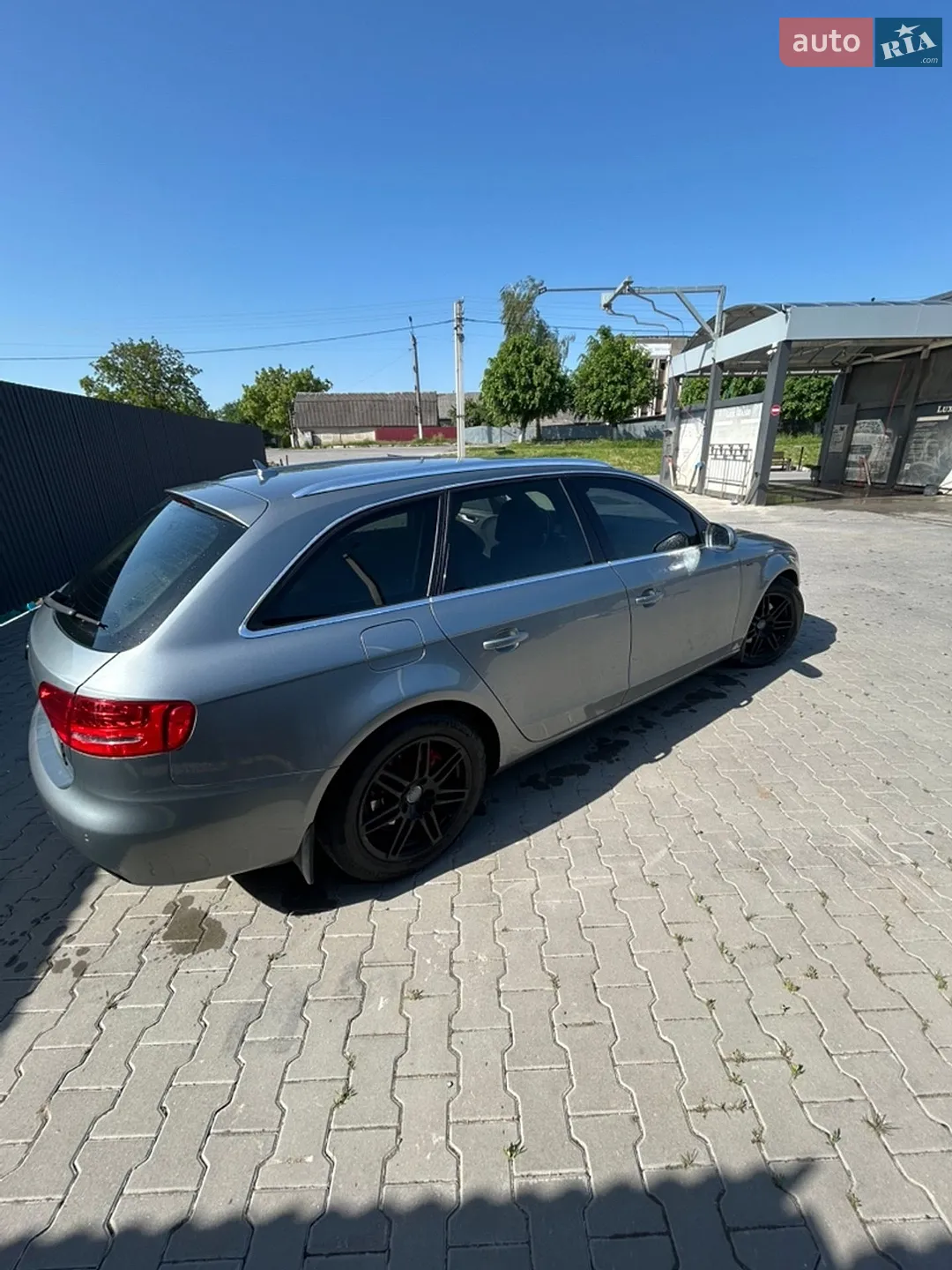 2010 Audi A4 - мініатюра 5