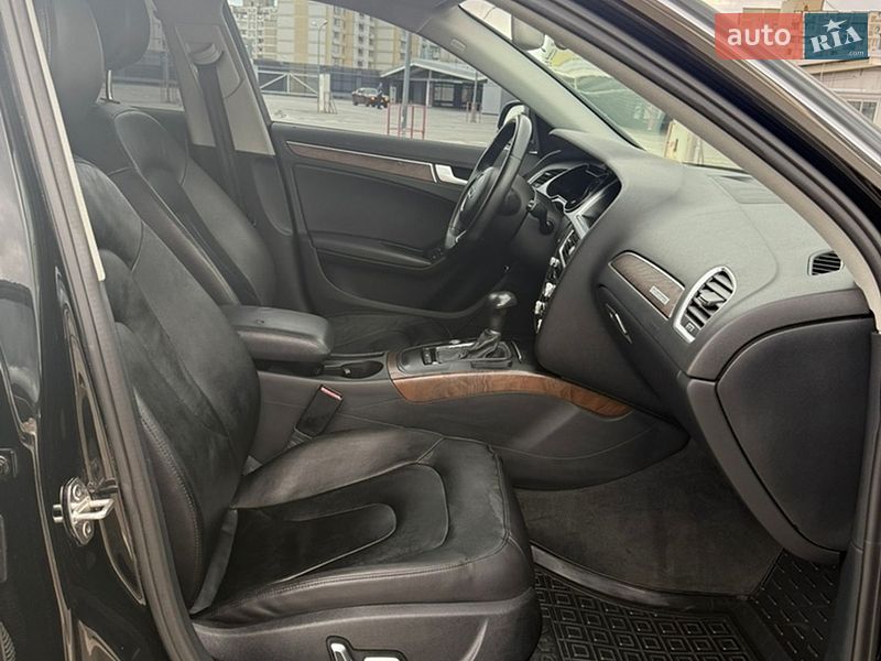 Седан Audi A4 2016 в Киеве