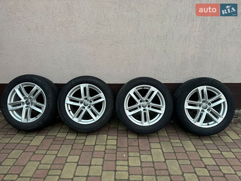 Седан Audi A4 2016 в Кропивницком