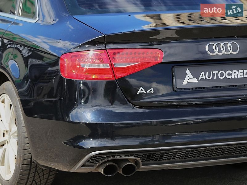 Седан Audi A4 2013 в Киеве