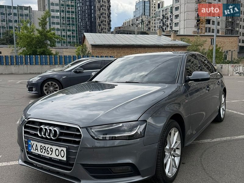 Седан Audi A4 2015 в Києві