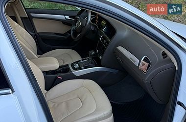 Седан Audi A4 2012 в Киеве