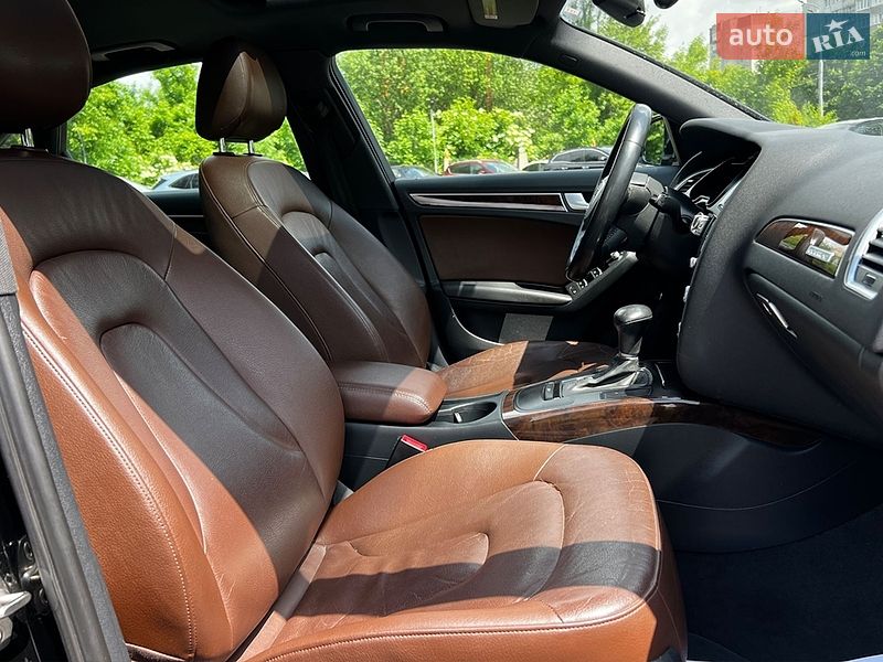 Седан Audi A4 2013 в Львові