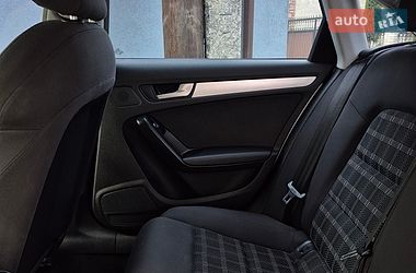 Седан Audi A4 2013 в Рахові