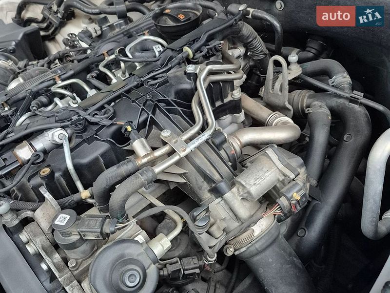 Седан Audi A4 2013 в Рахові
