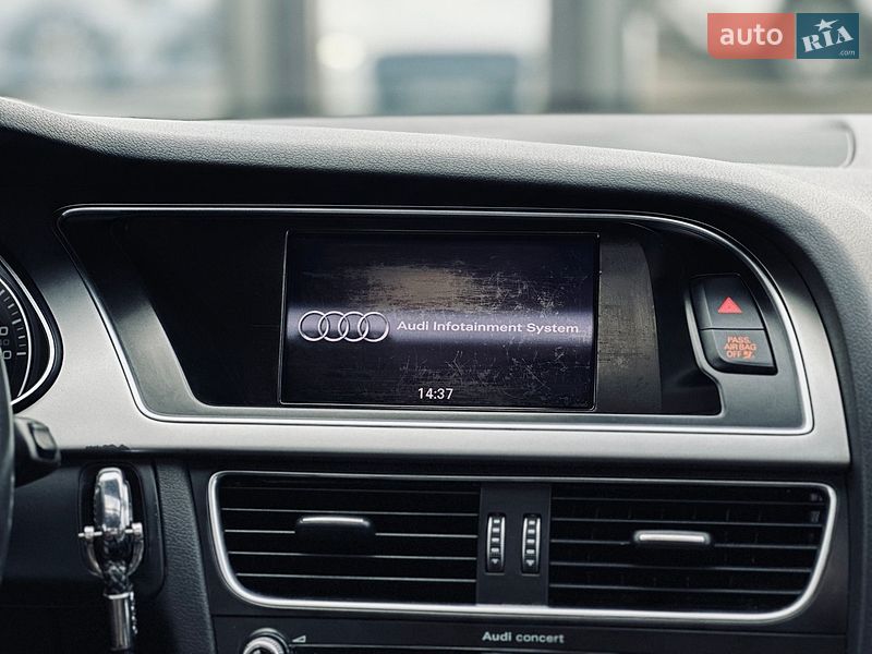 Седан Audi A4 2014 в Кременчуге