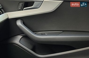 Седан Audi A4 2019 в Киеве