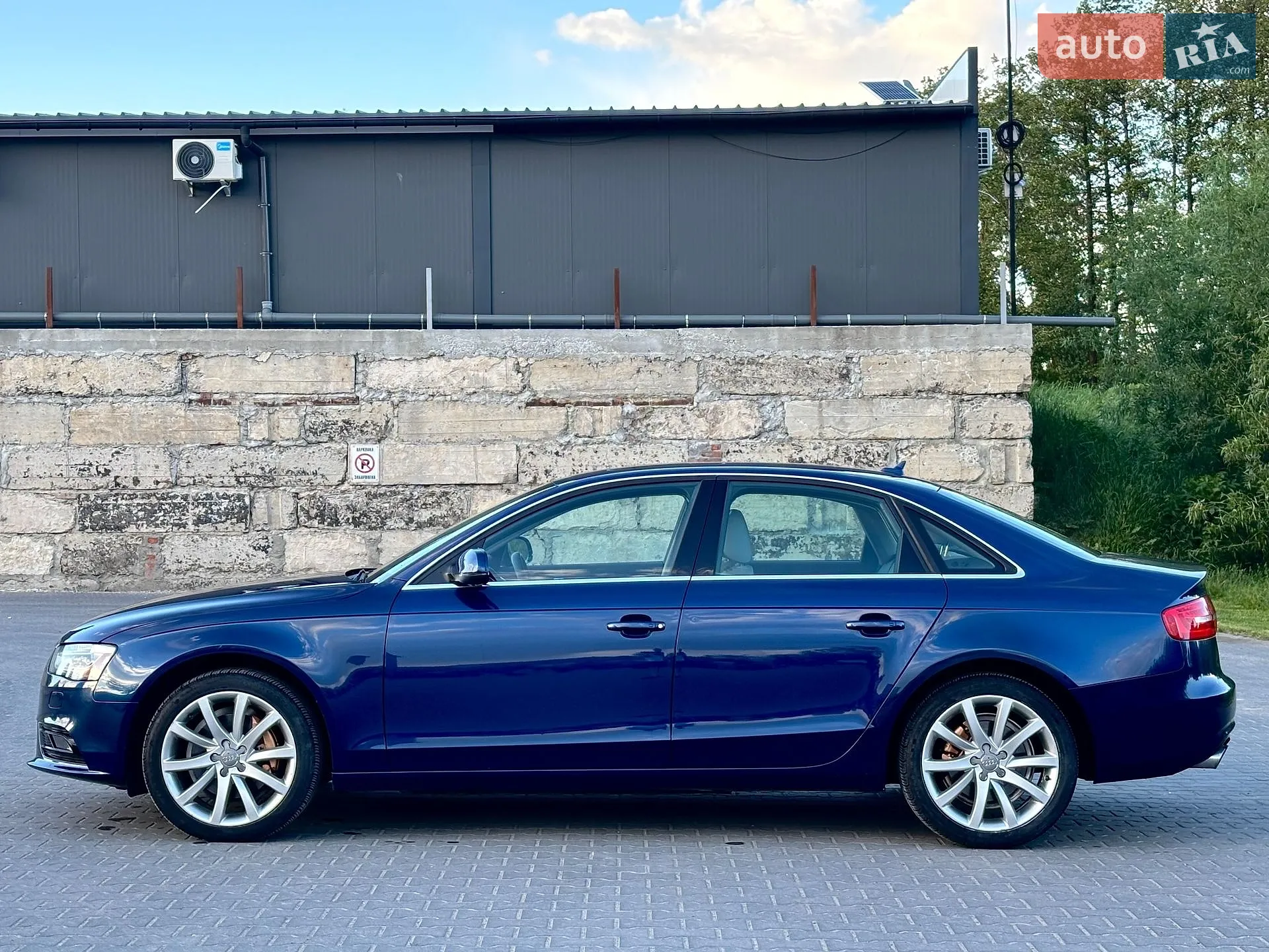 2012 Audi A4 - мініатюра 10