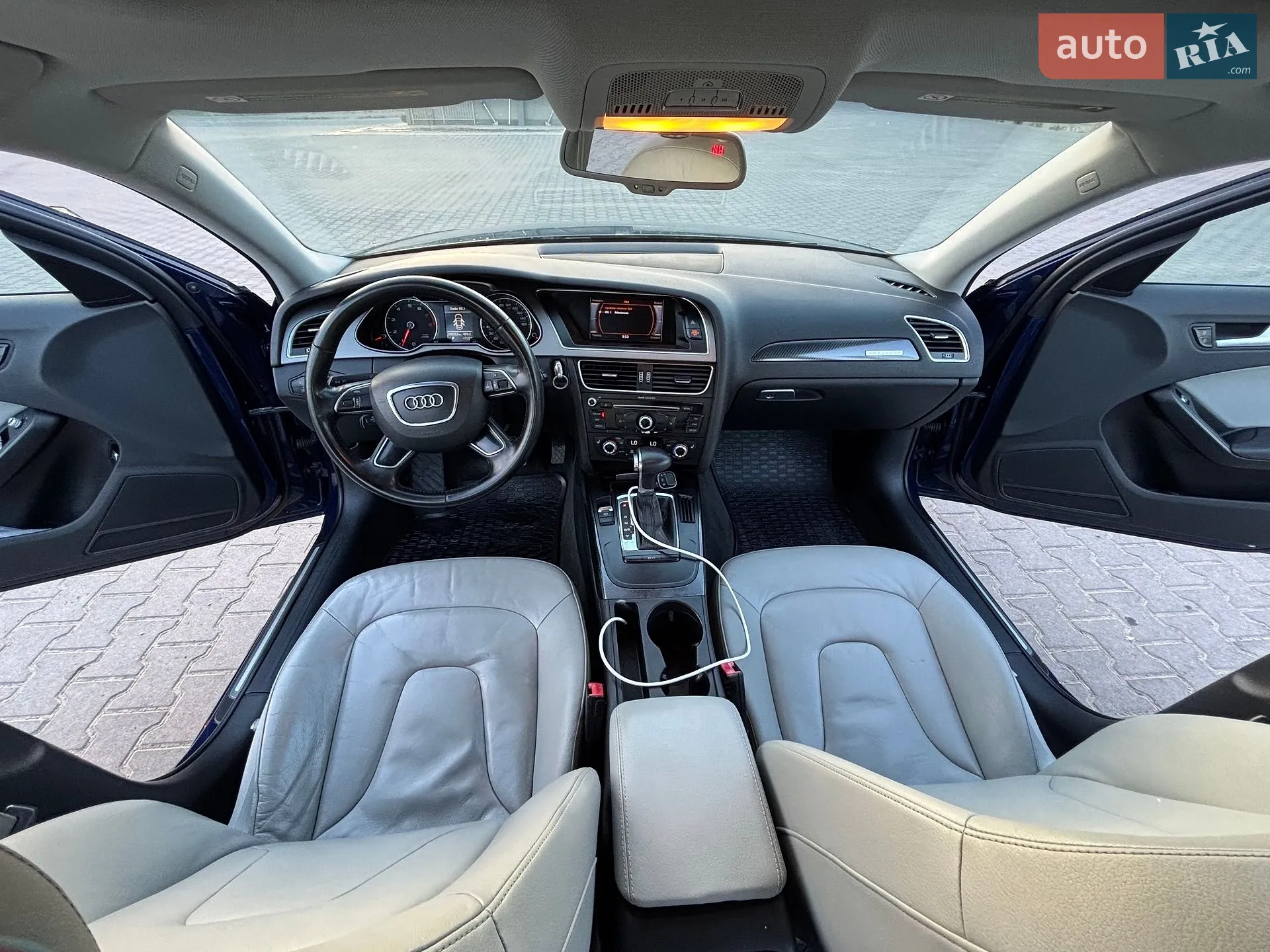 2012 Audi A4 - мініатюра 27