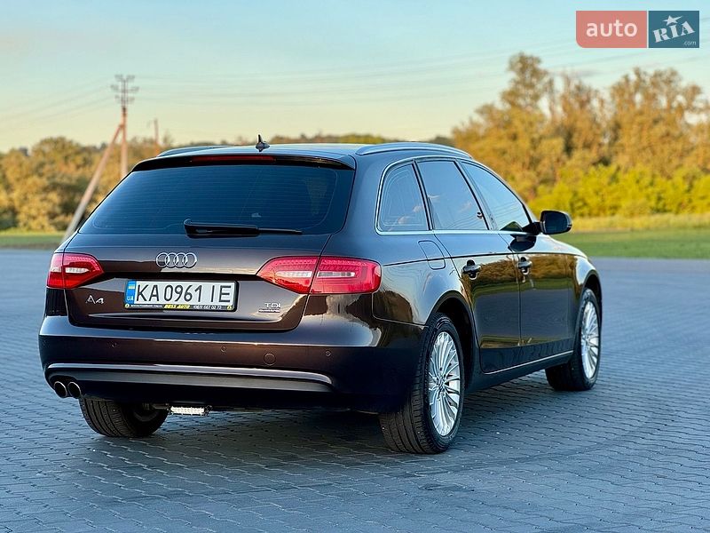 Універсал Audi A4 2015 в Чернівцях