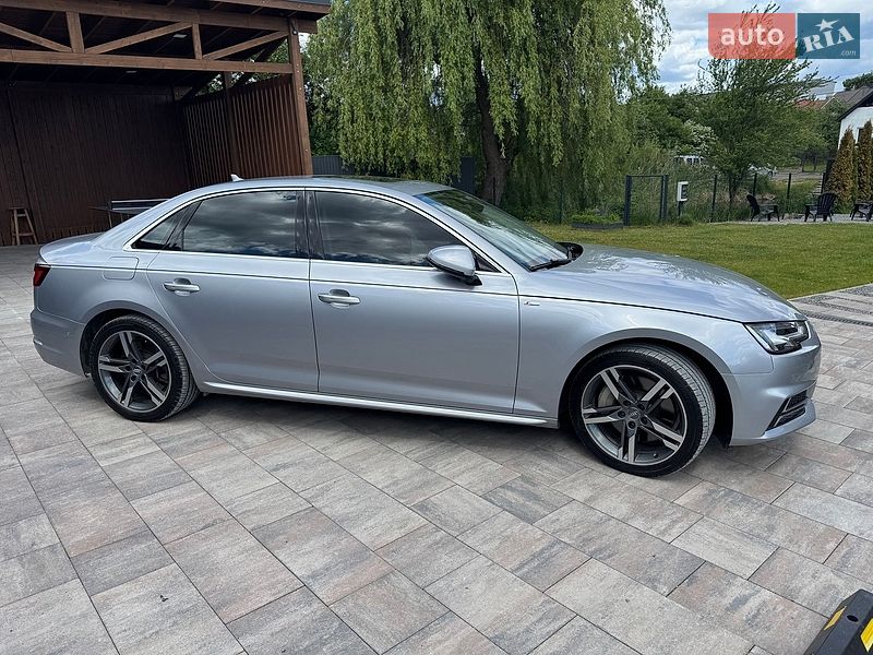 Седан Audi A4 2017 в Львове