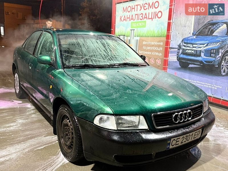 Седан Audi A4 1997 в Черновцах