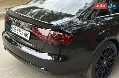 Седан Audi A4 2013 в Дніпрі
