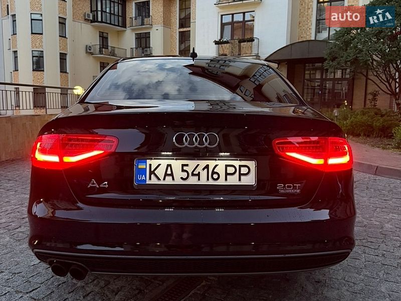 Седан Audi A4 2015 в Киеве