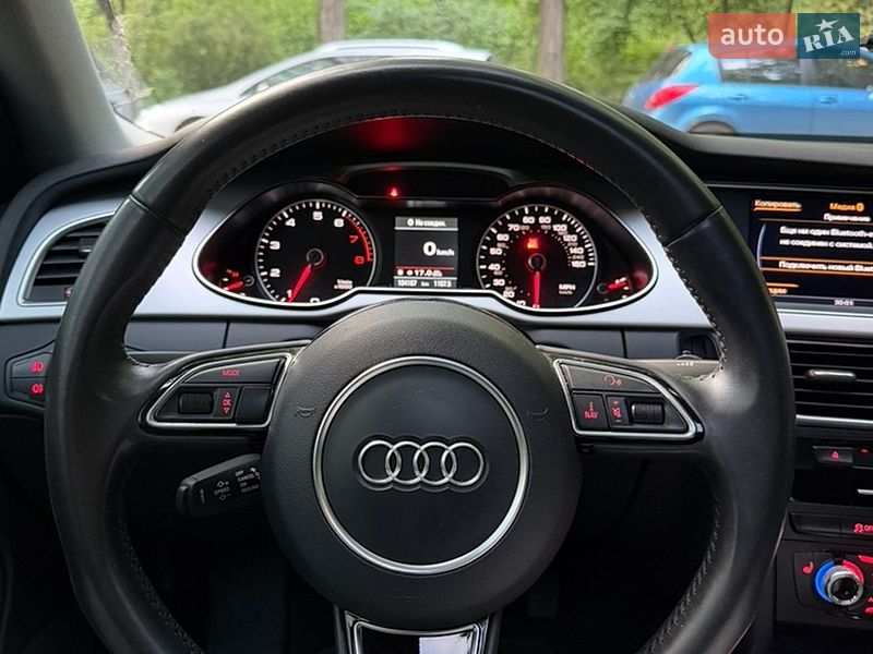 Седан Audi A4 2015 в Киеве