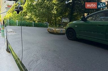 Седан Audi A4 2015 в Киеве