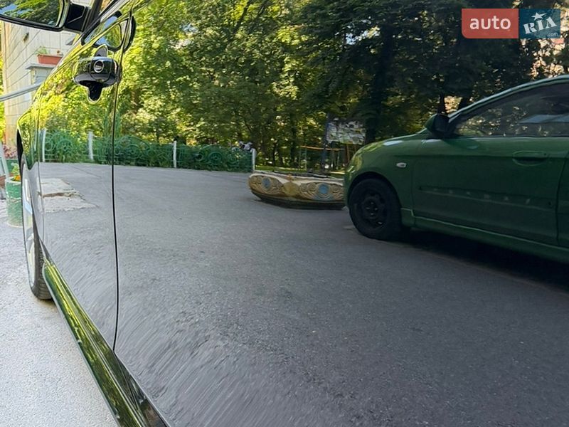 Седан Audi A4 2015 в Киеве