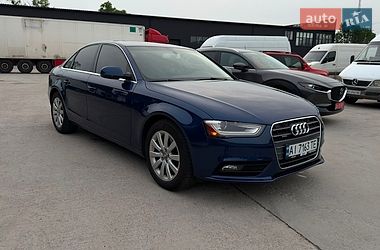 Седан Audi A4 2012 в Владимире