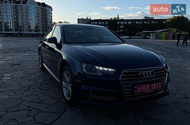 Седан Audi A4 2018 в Кременчуці